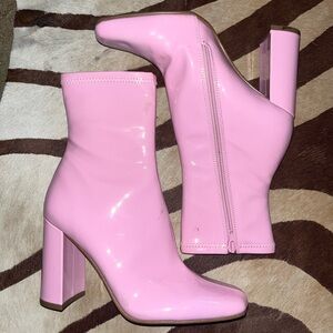 Barbie pink size 8 Steve Madden heels